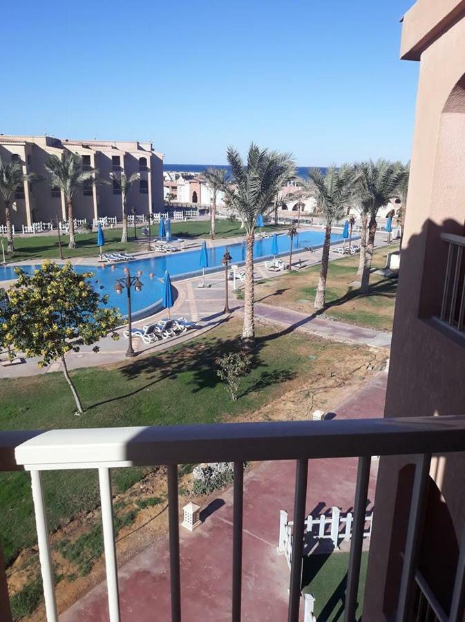 Special Chalets In Porto South Beach Families Ain Sukhna Buitenkant foto